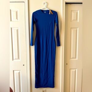 Skims Fits Everybody Collection. Crew Neck Long Sleeve Dress. Size M. New w tags